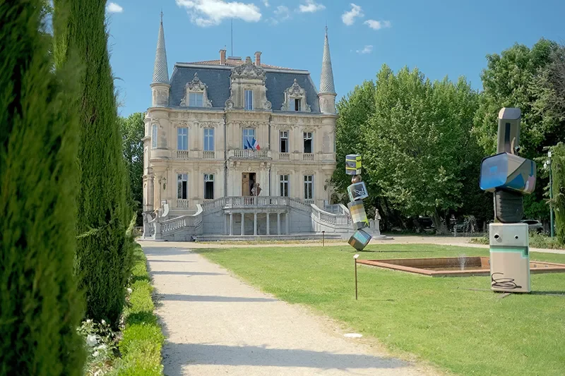 Courthézon. Une ville historique qui s’inscrit dans le présent.