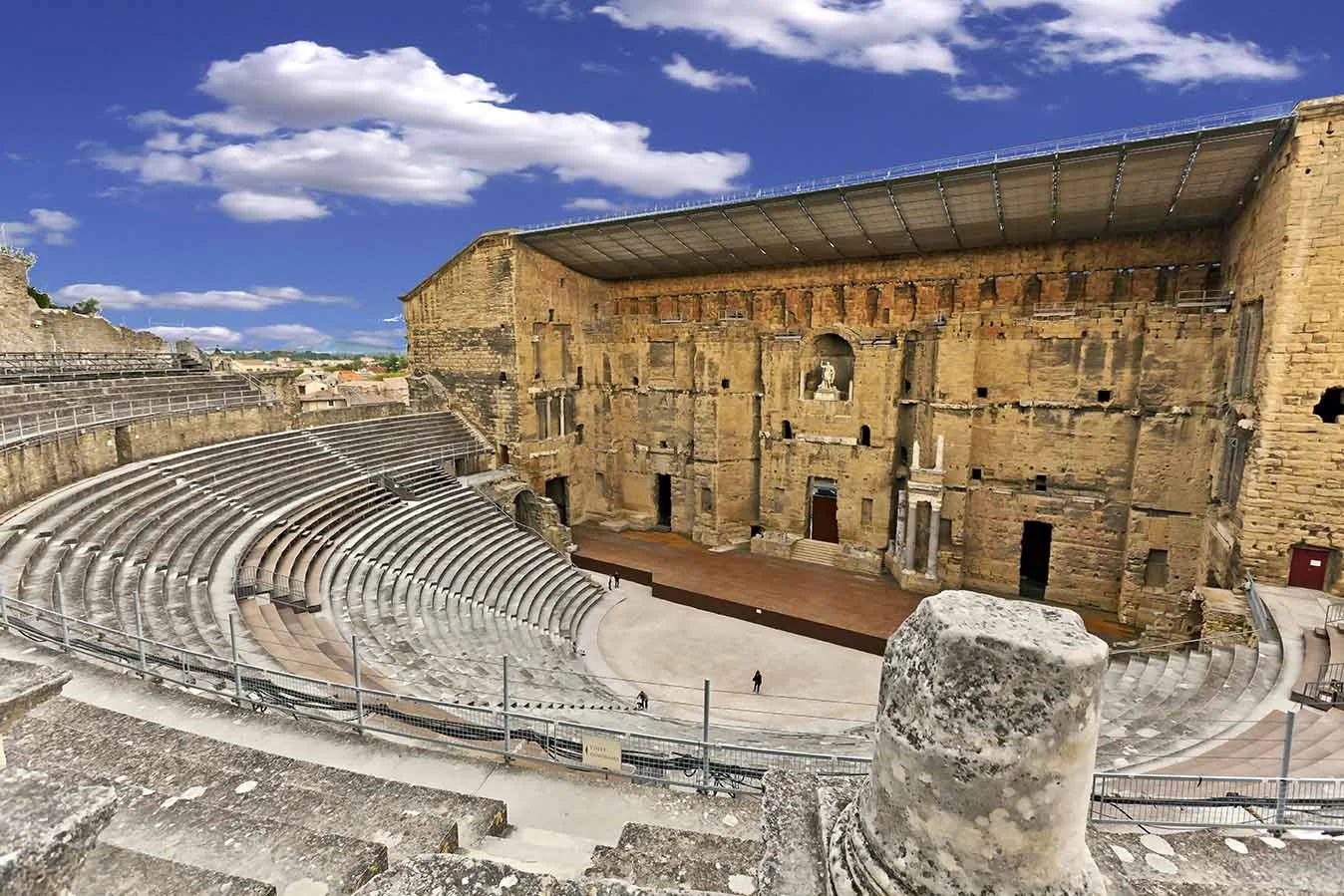 Ville touristique, historique et culturelle, Orange est une ville dynamique où il fait bon habiter.