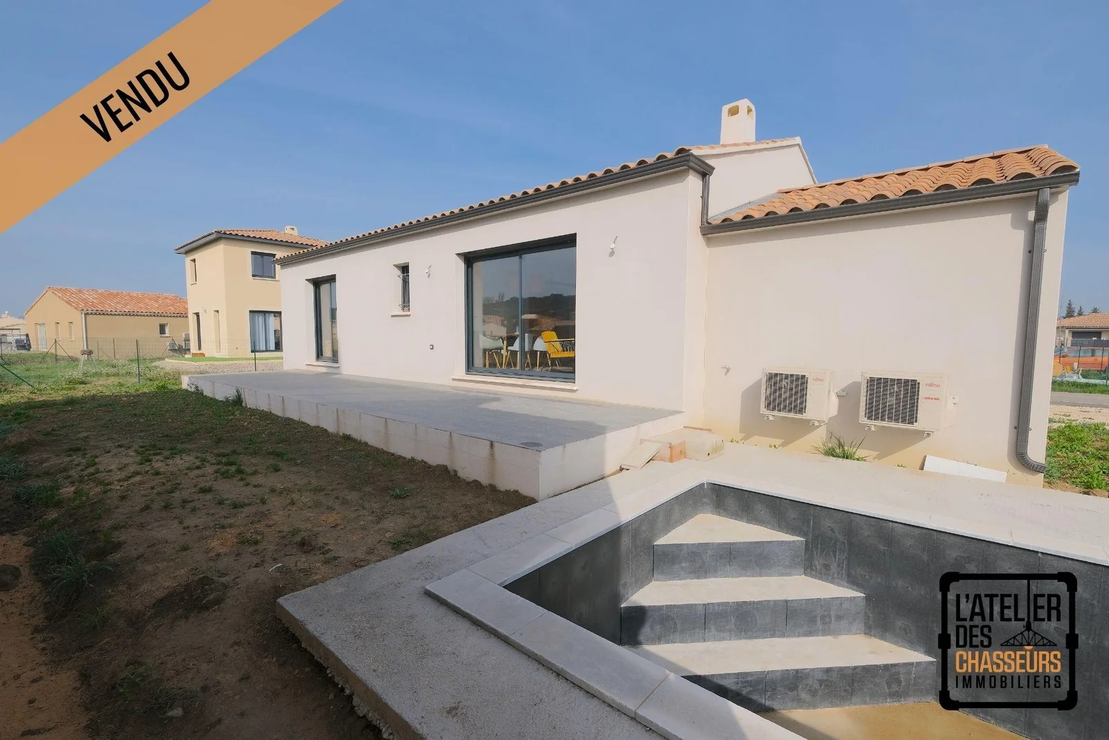 EXCLUSIVITÉ ! MAISON 4 PIÈCES DE 96 M2 - TERRAIN AVEC PISCINE
