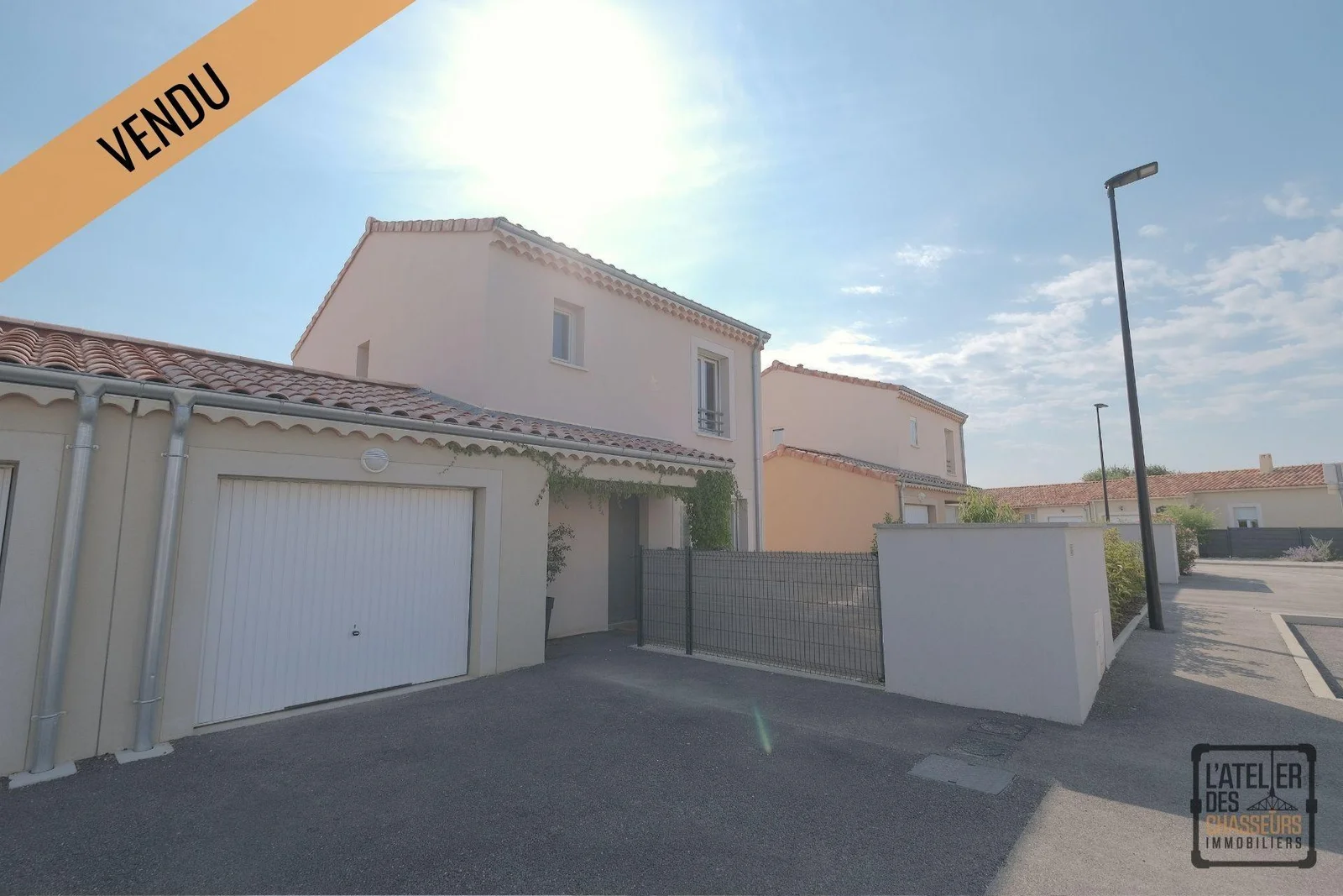 EXCLUSIVITÉ ! MAISON RÉCENTE 4 PIÈCES AVEC JARDIN ET GARAGE