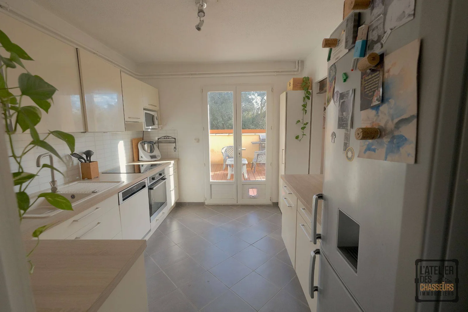 EXCLUSIVITÉ ! ORANGE SUD ! MAISON 4 PIÈCES AVEC JARDIN ET GARAGE