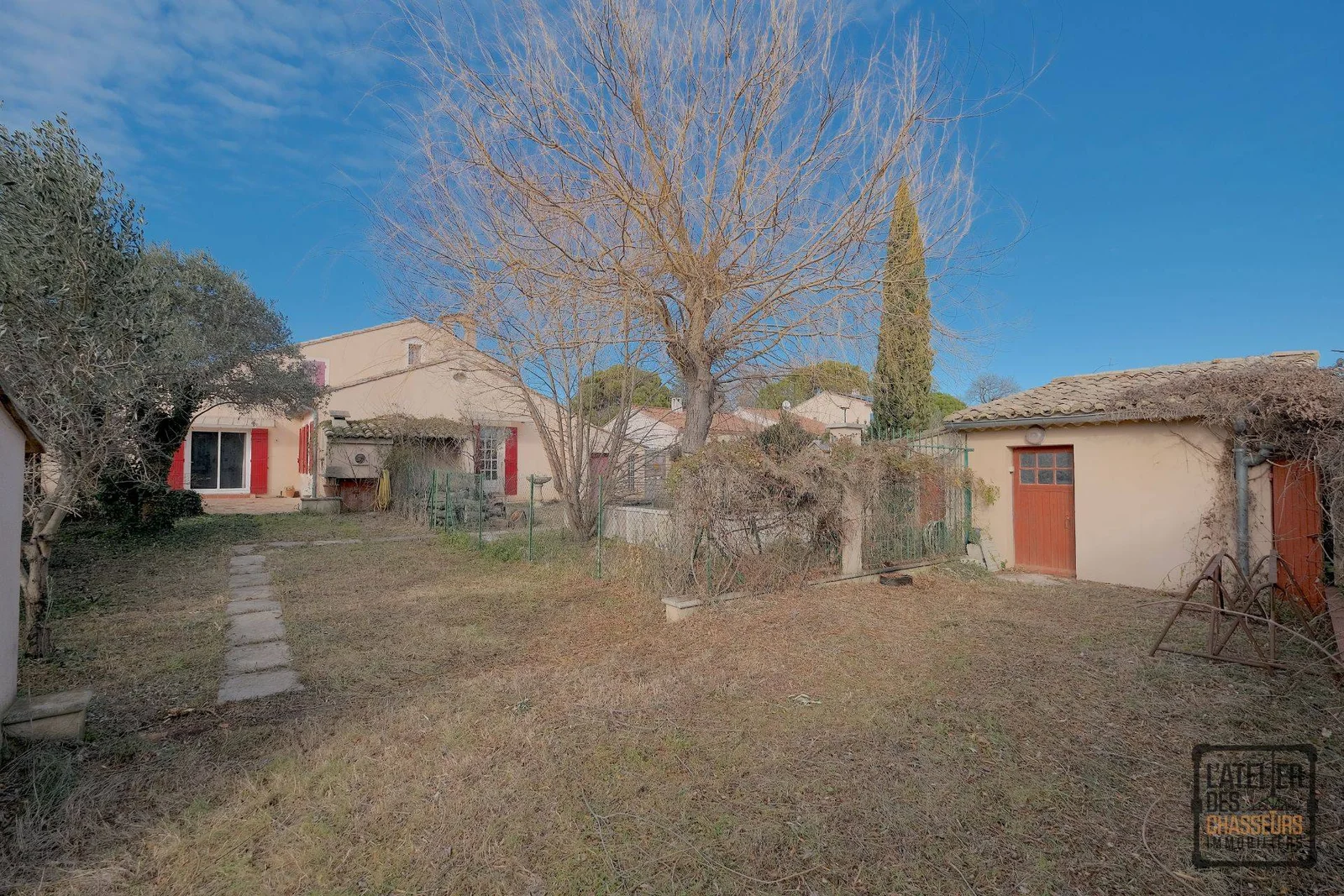 EXCLUSIVITÉ ! MAISON 7 PIÈCES DE 187 M2 SUR UN TERRAIN DE 870 M2